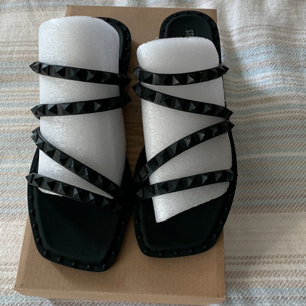 Steve Madden Skyler-J. Size 8 Black